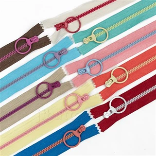 #3 öntött műanyag cipzár a ruhadarabhoz