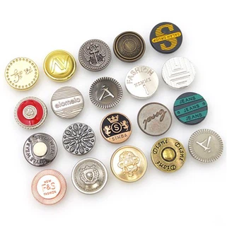 Fém tapadásgomb a nadrághoz